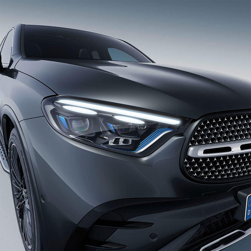 5962063 042023 MB RE GLC Coupe SR PHEV Social Crops 1X1 9